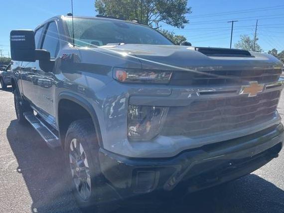 CHEVROLET SILVERADO HD 2024 1GC4YMEY1RF290596 image